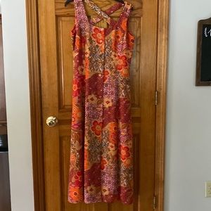Beautiful Coldwater Creek dress, its red, pink, coral and orange floral pattern